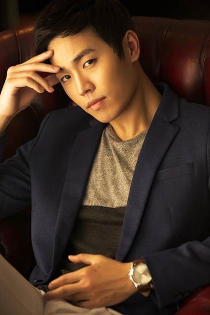 李东河 Lee Dong-Ha