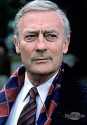 爱德华·伍德华德 Edward Woodward