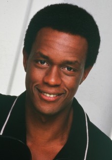 凯文·彼得·豪尔 Kevin Peter Hall