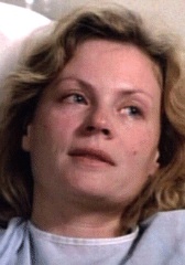 珍妮弗·霍尔姆斯 Jennifer Holmes