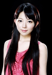 牧野由依 Yui Makino