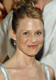 阿里加·巴利吉斯 Arija Bareikis