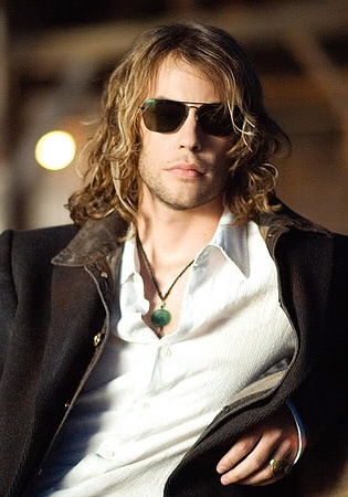 安格斯·萨瑟兰 Angus Sutherland