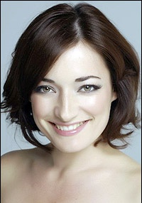 劳拉·米歇尔·凯利 Laura Michelle Kelly