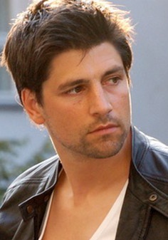 Andi Slawinski Andi Slawinski