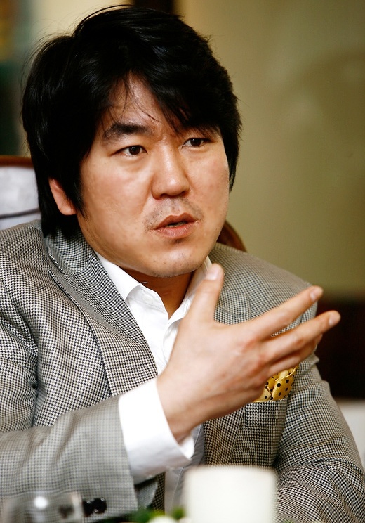 尹宰文 Je-mun Yun