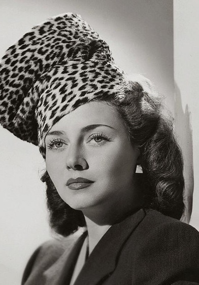 兰诺·欧贝 Lenore Aubert