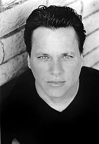 马科斯·A.费拉斯 Marcos A. Ferraez