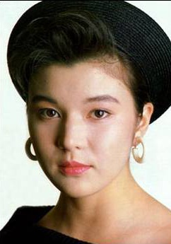 中川安奈 Anna Nakagawa