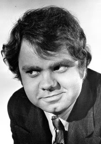 迈克尔·波拉德 Michael J. Pollard