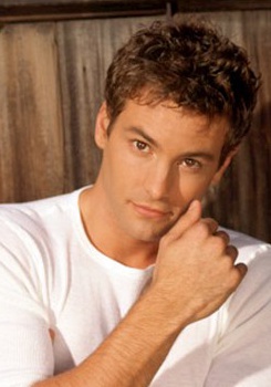 尼克·斯泰贝尔 Nick Stabile