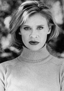 丽莎·莱德 Lisa Ryder