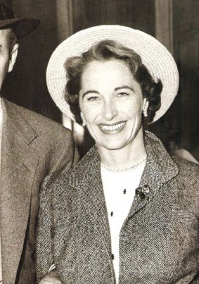 Gloria Stewart Gloria Stewart