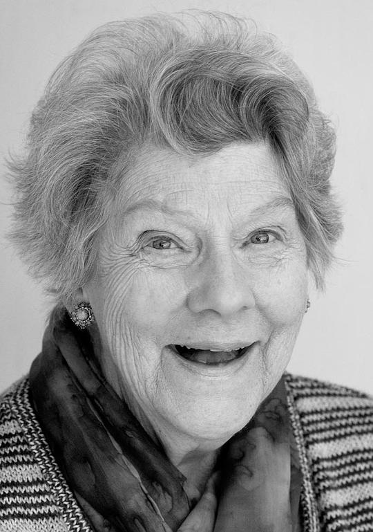 维尔马·哈林布瑞 Vilma Hollingbery