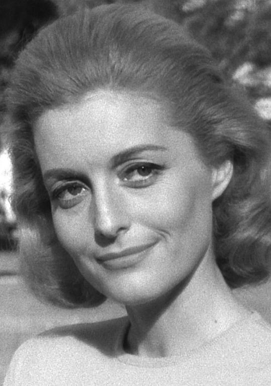 康斯坦丝·陶尔斯 Constance Towers