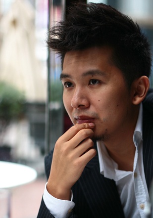 王岽鉴 Dongjian Wang