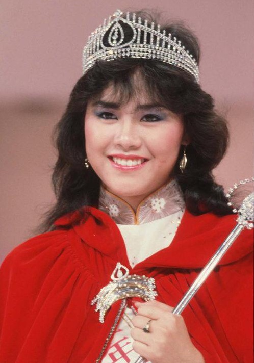 杨雪仪 Cher Yeung