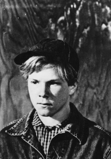 山姆·伯顿斯 Sam Bottoms