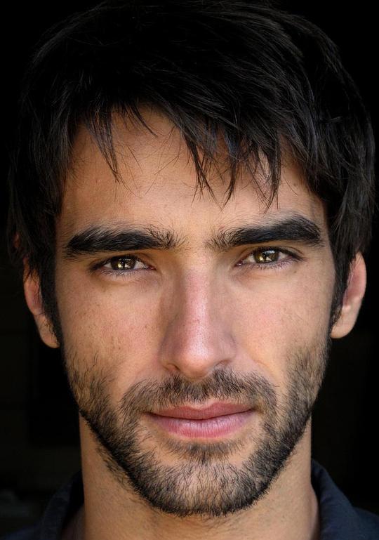 埃托尔·卢纳 Aitor Luna