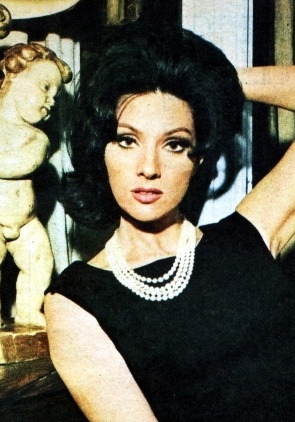 赫尔佳·丽列 Helga Liné