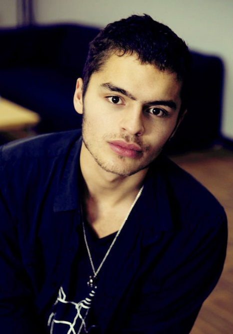 塞巴斯蒂安·德·索萨 Sebastian De Souza