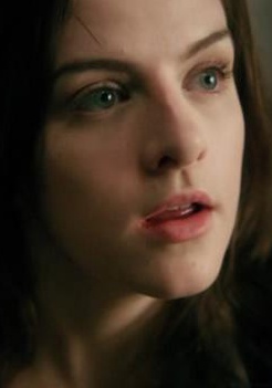 埃斯林·洛福斯 Aisling Loftus