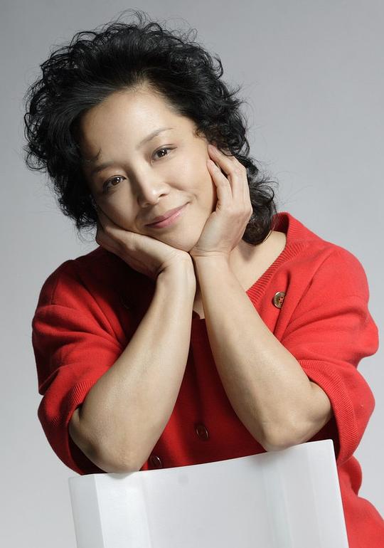 宋忆宁 Yining Song
