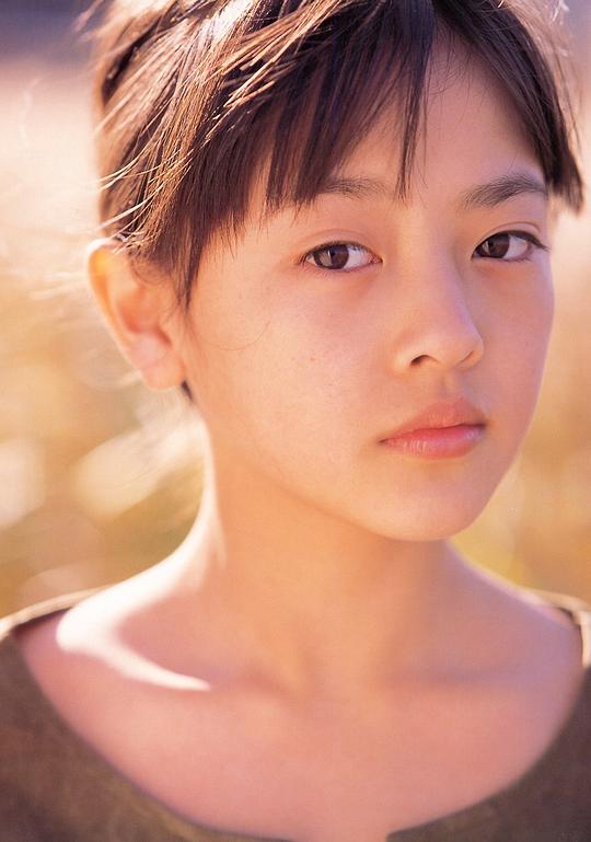 冈本奈月 Natsuki Okamoto