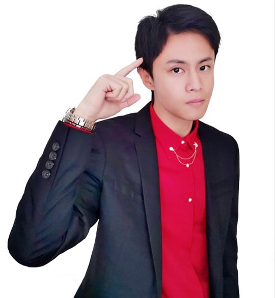 何倬卫 Zhuowei He