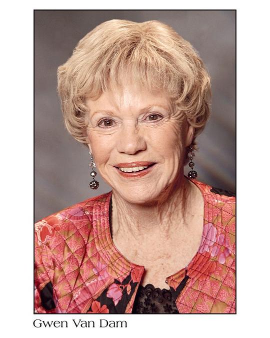 格温·范·丹 Gwen Van Dam