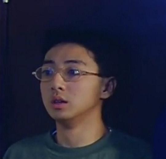 黄伟南 Wai-nam Wong