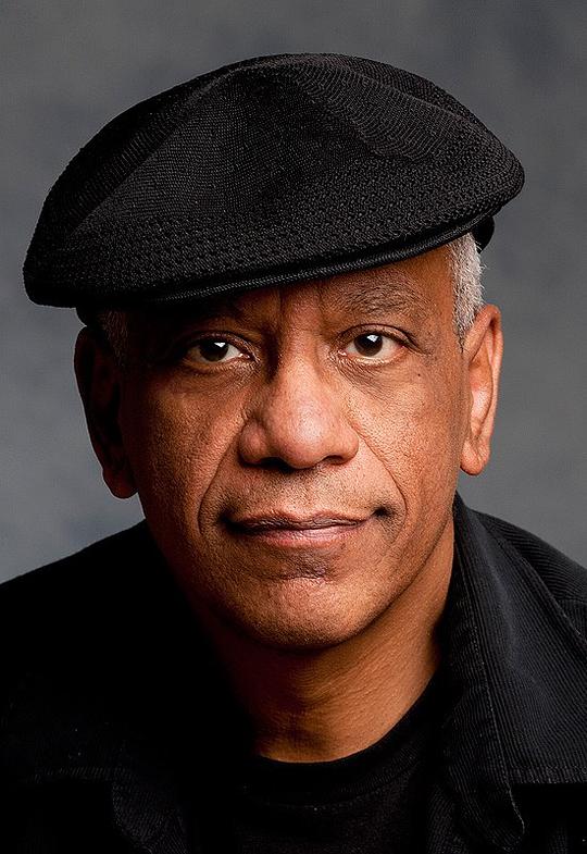 菲利普·阿金 Philip Akin