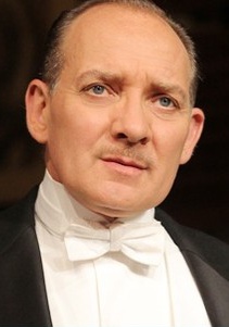 扎克·格雷尼尔 Zach Grenier