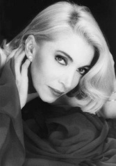 玛丽安杰拉·梅拉托 Mariangela Melato