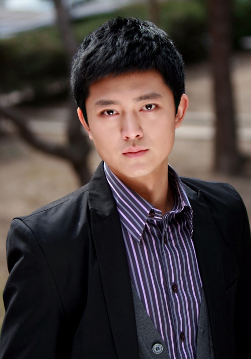 田峻丞 Juncheng Tian