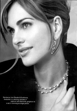 塔莎·德·瓦斯康赛洛丝 Tasha de Vasconcelos