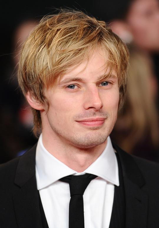 布莱德利·詹姆斯 Bradley James
