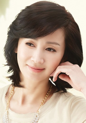 钱忍和 Jeon In Hwa