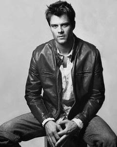 乔什·杜哈明 Josh Duhamel