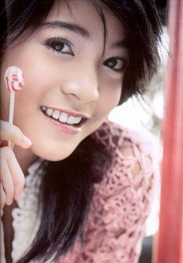 阿萍雅·萨库尔加伦苏 Apinya Sakuljaroensuk