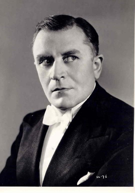 马尔科姆·基恩 Malcolm Keen