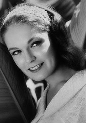 伊丽莎白·哈特曼 Elizabeth Hartman