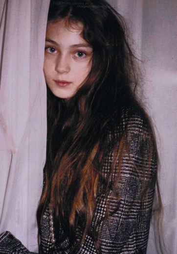 安娜玛丽亚·沃特鲁梅 Anamaria Vartolomei