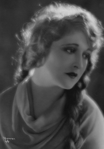 露丝·克利福德 Ruth Clifford