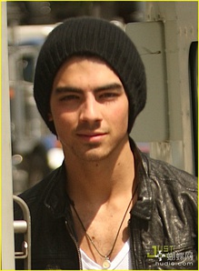 乔·乔纳斯 Joe Jonas