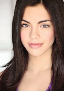 萨曼莎·波斯卡瑞诺 Samantha Boscarino