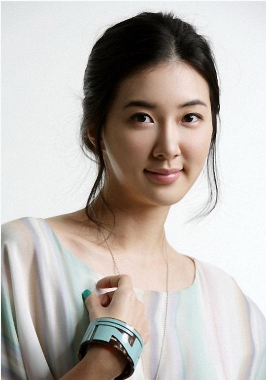 张美仁爱 Mi-in-ae Jang