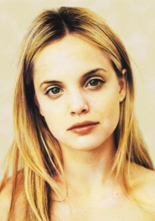 米娜·苏瓦丽 Mena Suvari