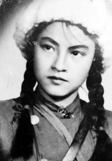 龚业珩 Yeheng Gong