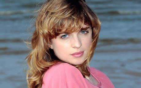 塞西尔·卡塞尔 Cécile Cassel